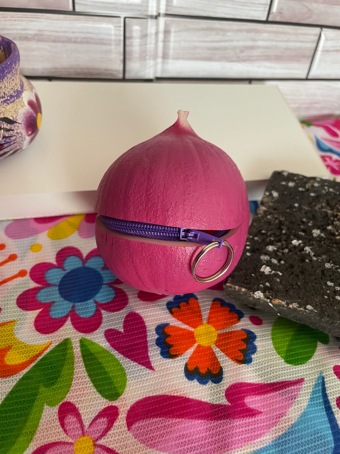 Onion coin purse/Change purse/ travel purse/ coin wallet/ coin pouch/ small purse/ small wallet/ zipper pouch/ zipper bag