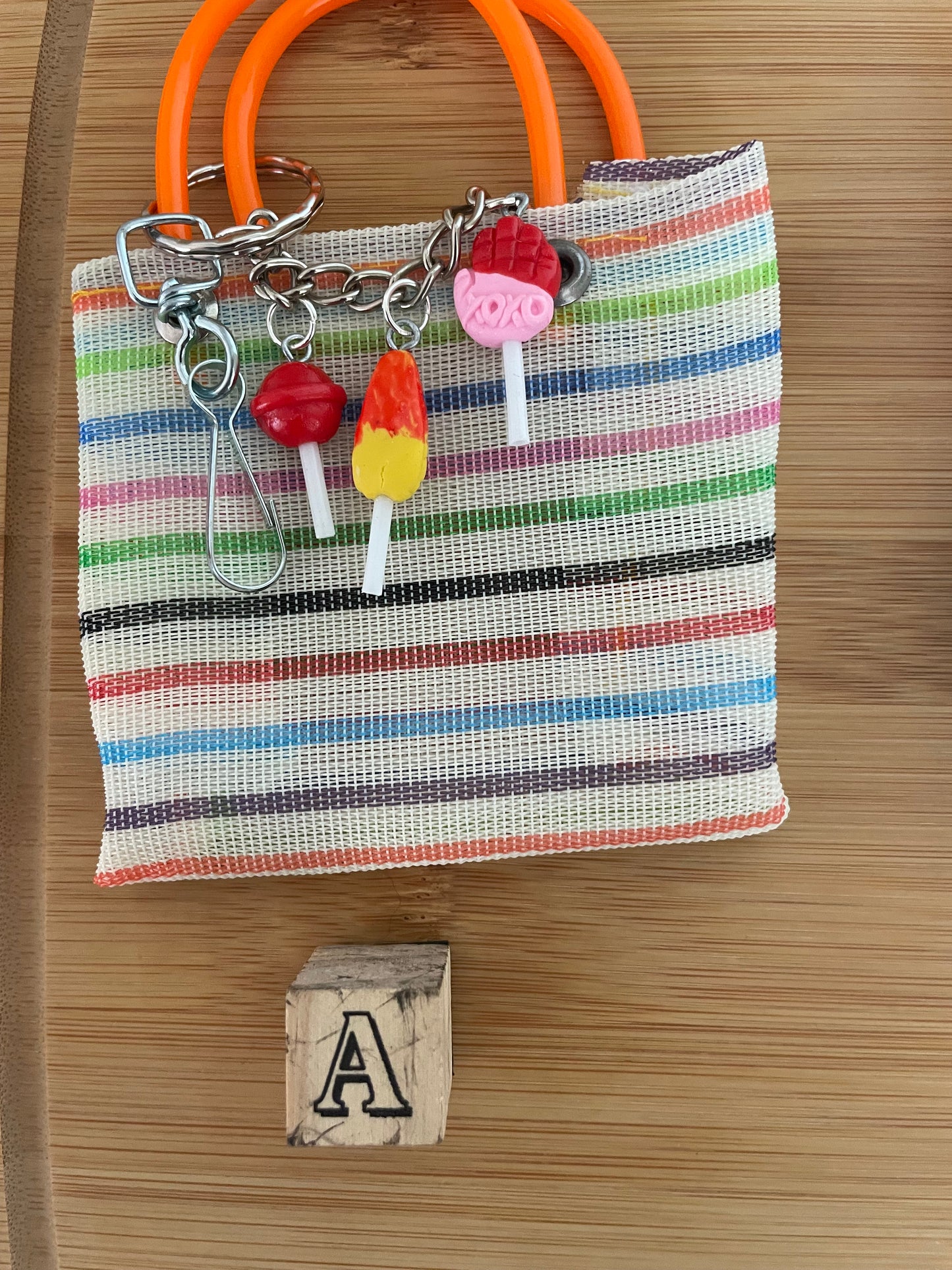 Mini Mercado Bag Charm | Mexican Grocery Tote Keychain | Mexican Charm Bag | Cute Mexican Gift | Bolsa de Mandado Mini | Latina Accessories